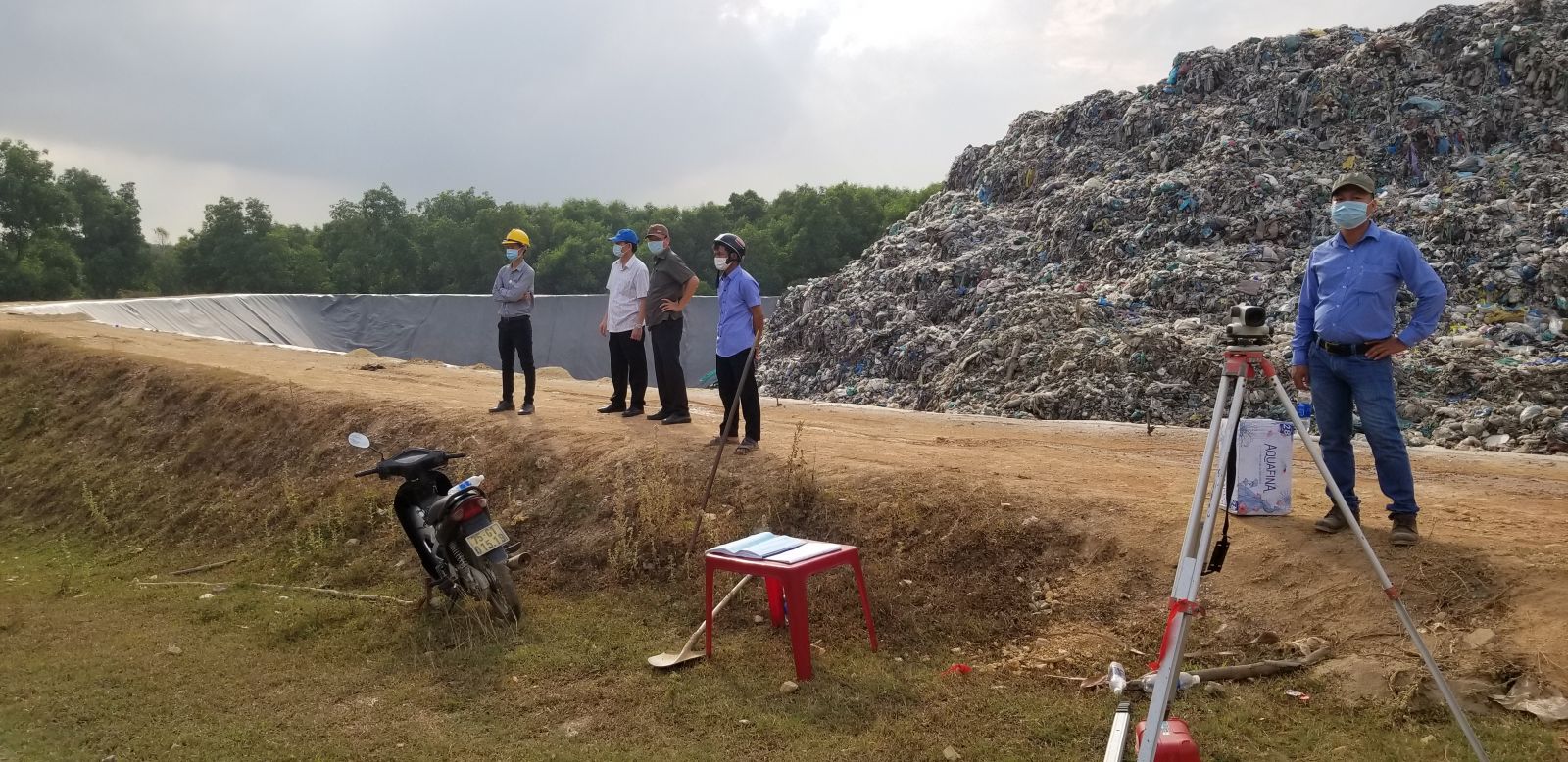 Khởi công công trình "Mở rộng, cải tạo bãi chôn lấp rác Thủy Phương" (Tin bài: Báo Thừa Thiên Huế)
