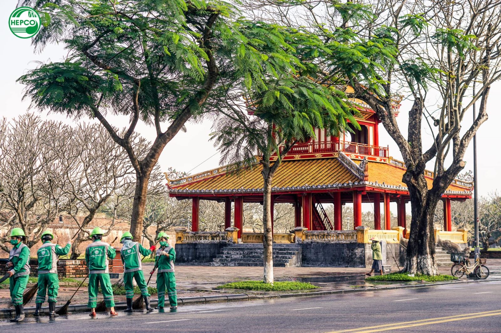 Màu áo xanh Hepco phủ trên khắp nẻo đường